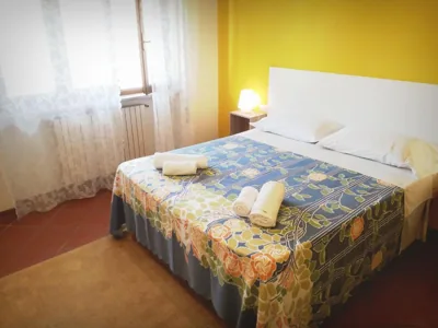 トイレ共用ダブルルーム — Home Sweet Home Affittacamere - Lucca